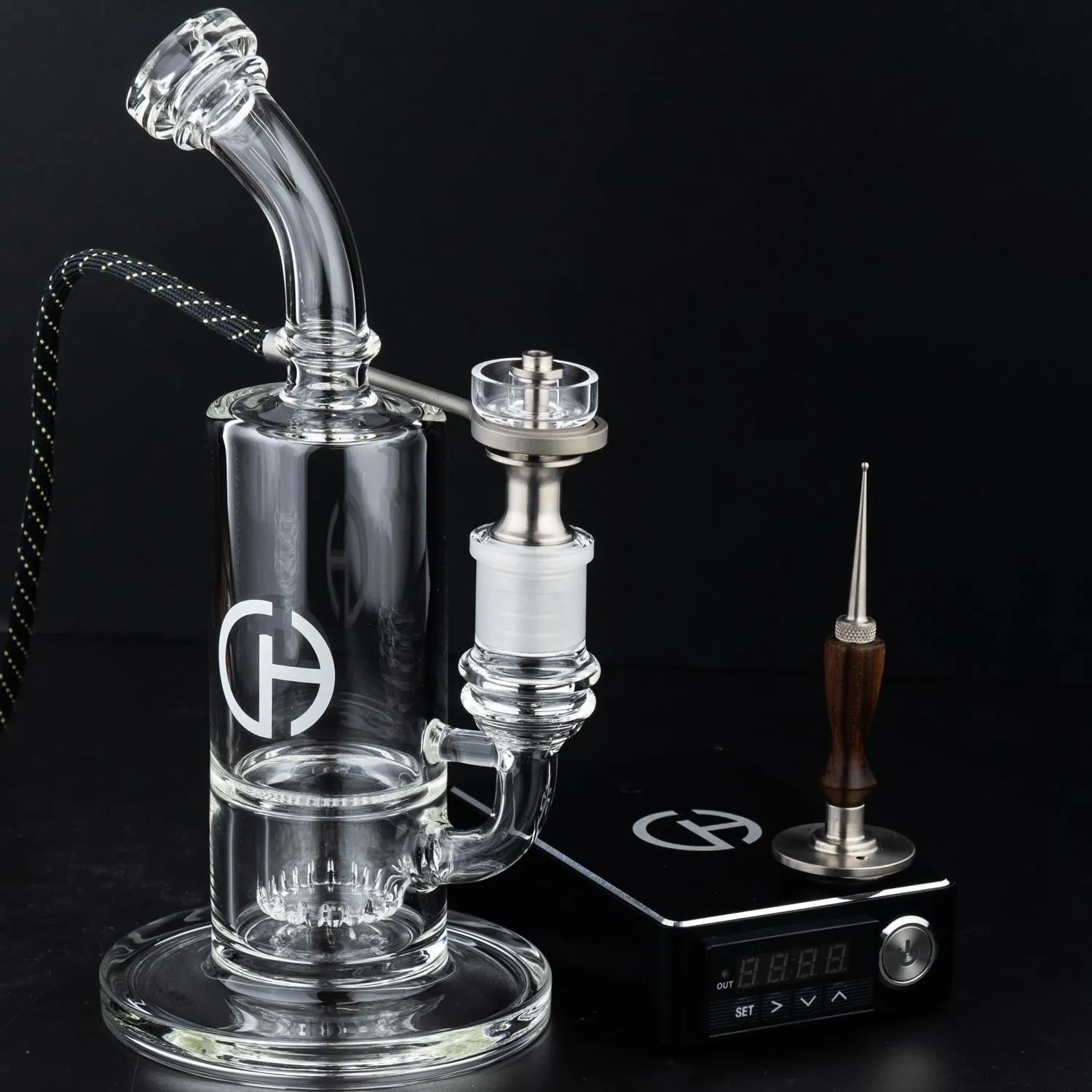 14/18 Dab Rig with 28mm Quartz Dish Essentials Bundle (8064)