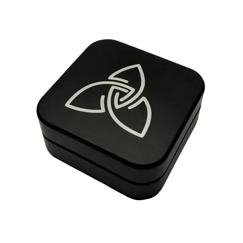 Hizen Square Aluminium Grinder Black