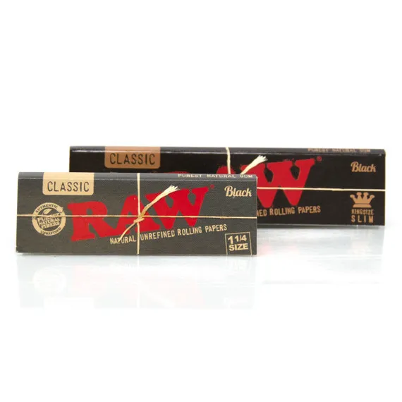 Raw Black Rolling Papers 1 ¼ Size+Tips