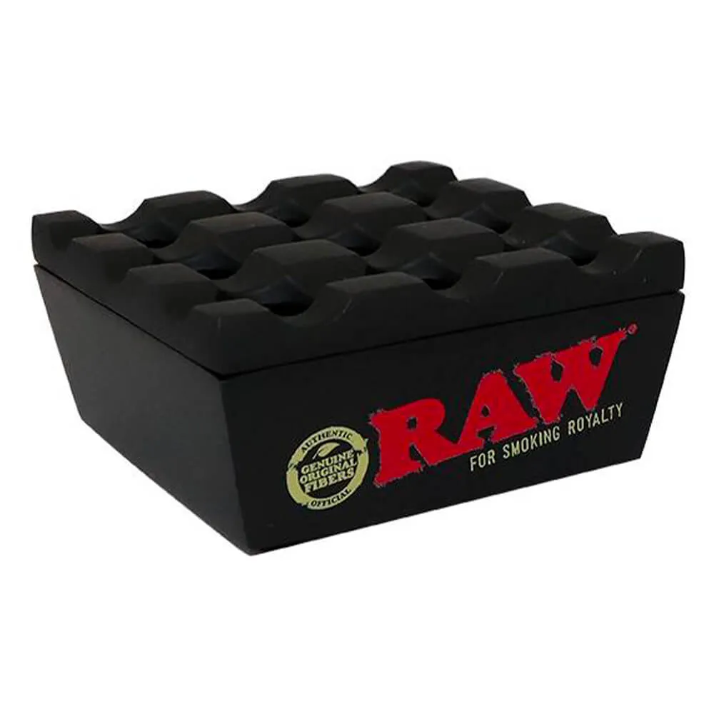RAW Regal Aschenbecher made of schwarzem Metall