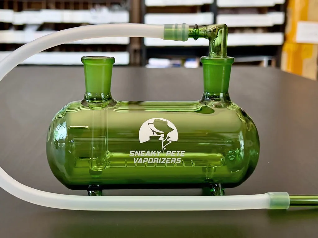 The Submarine Pipe