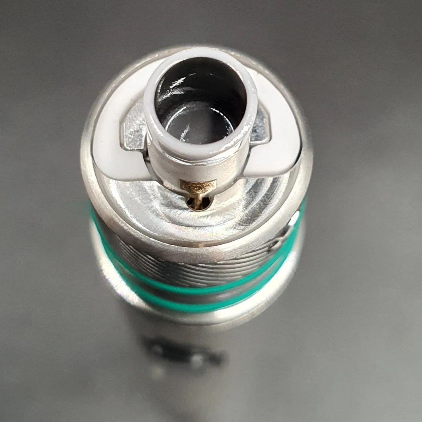 CrossingTech Lightning Pen close-up