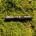 DynaVap HyperDyn – dispositivo ao ar livre sobre musgo