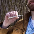 DynaVap UniDyn – dispositivo na mão