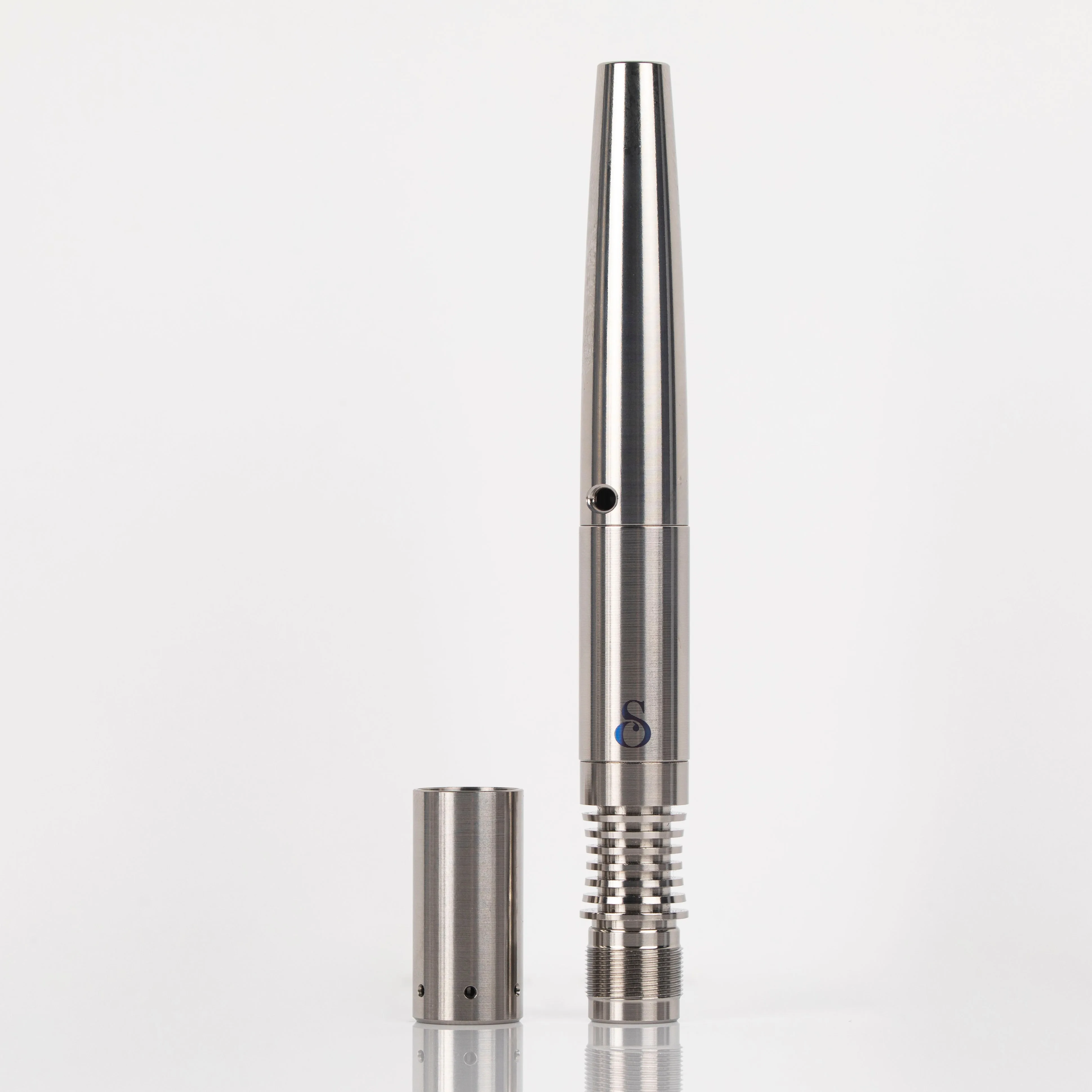 Simrell Titanium close-up