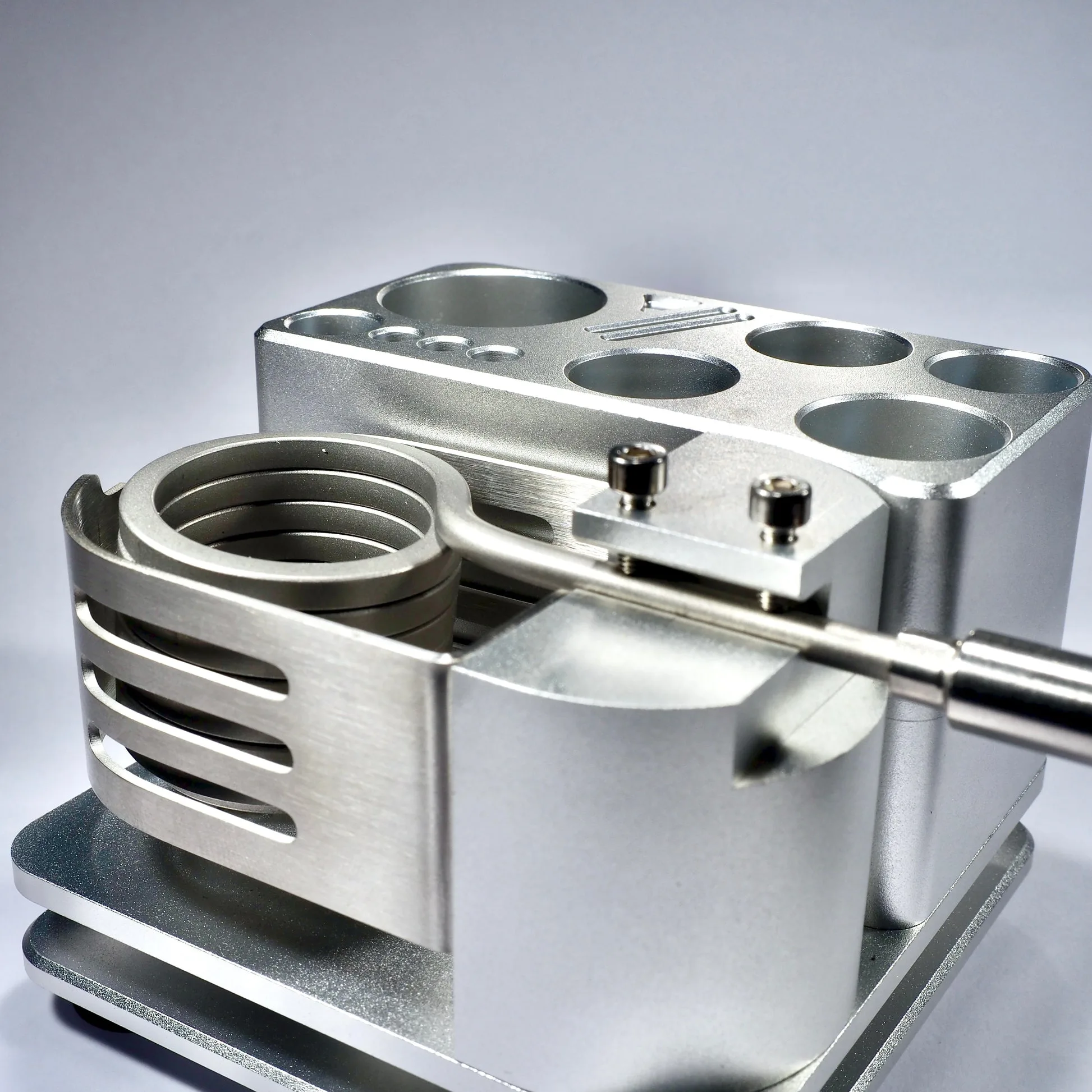 Vices Adaptaball аксессуары